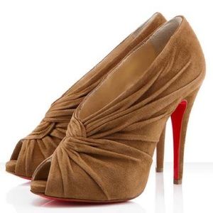 Christian Louboutin Camel Suede Manchon 120mm